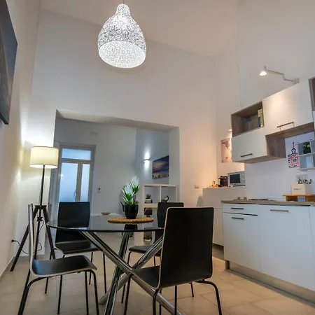 Apartment De' Villanova House *
